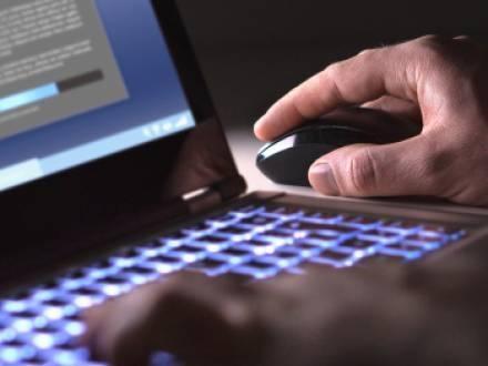 Chicago, IL federal internet crime defense lawyer